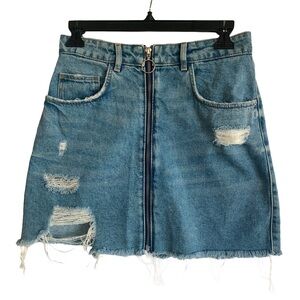 Zara Trafaluc Womens Size M Denim Skirt Short Mini Zip Up Distressed Frayed Hem